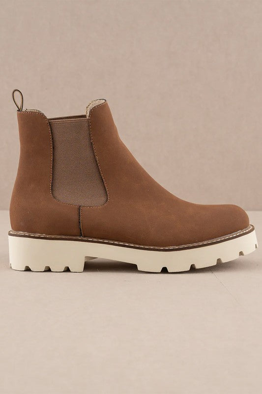 Chunky Sole Chelsea Boot Brown