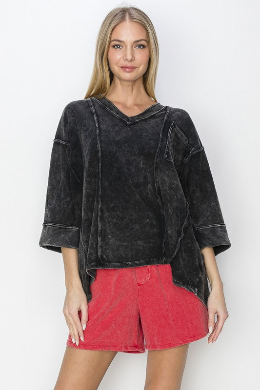 Mineral Wash Raw Detailed V-Neck Top Black
